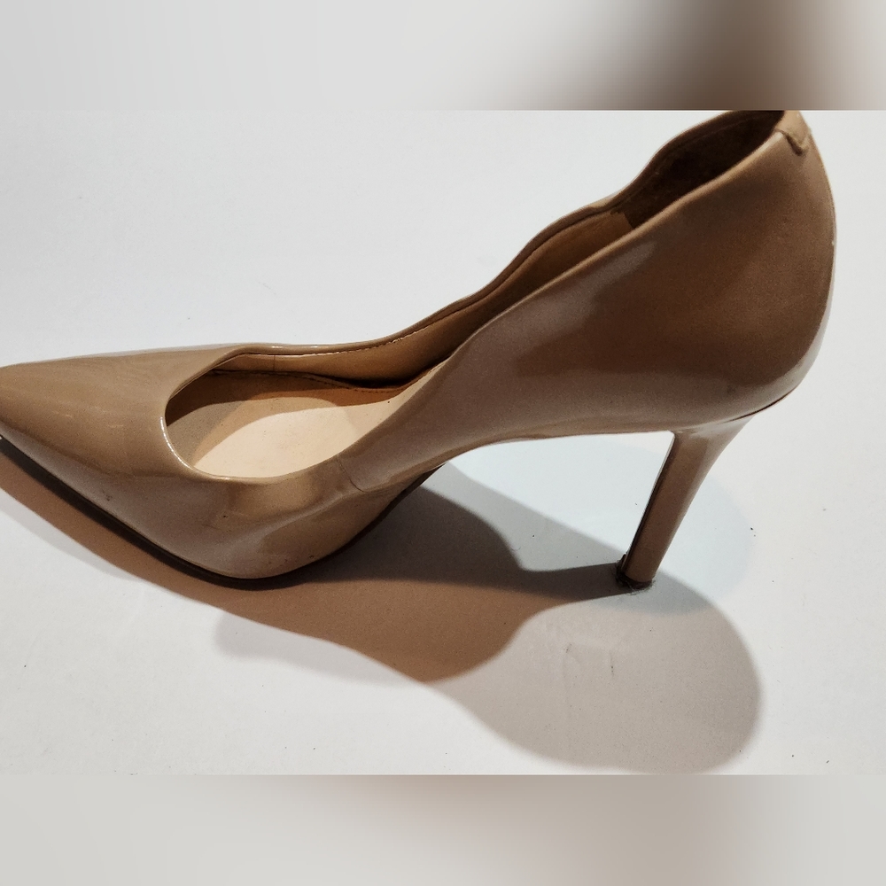 Jessica Simpson heels
